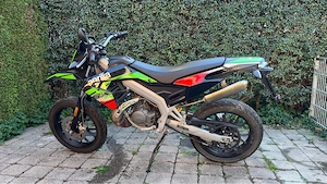 Moped Aprilia SX50 Bild 3