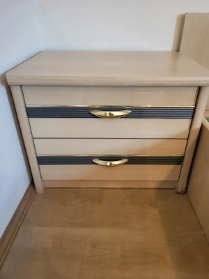 Doppelbett mit Lattenrost Bild 4