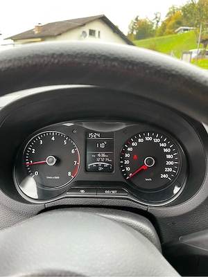 Verkaufe Volkswagen Polo 6R Bild 5