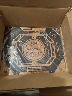 Hot Toys Iron Man Mark IV mit Suit-Up Gantry im Maßstab 1 6  Bild 3
