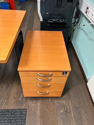 Rollcontainer braun