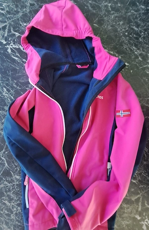 Trollkids Softshelljacke gr. 152 Bild 2