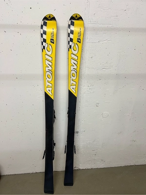 Atomic Beta Race 9.16 Carving Ski mit Bindung Bild 2