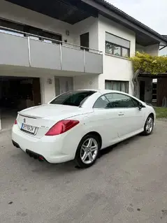 Cabrio Peugeot 308cc  perlweiss, BJ 2013 68.000km!, 8 fachbereift  Sommerauto!ereifth Bild 3