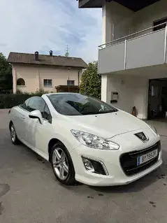 Cabrio Peugeot 308cc  perlweiss, BJ 2013 68.000km!, 8 fachbereift  Sommerauto!ereifth Bild 2