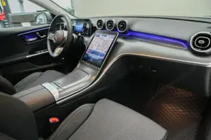 Mercedes-Benz C 220 Bild 6