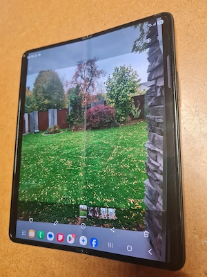 Samsung Galaxy Z Fold 3 Bild 2
