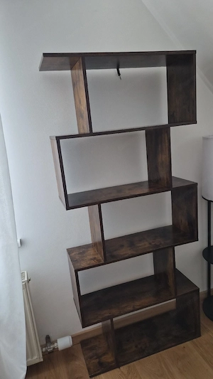 Bücherregal  Bild 2