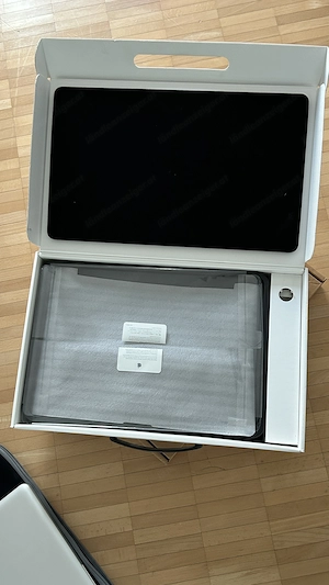 Apple MacBook Pro 17" mit neuem Netzteil Bild 2