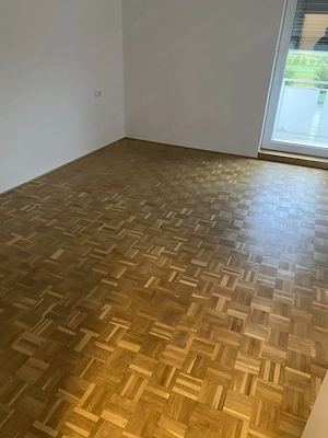 Moderne 2,5 Zimmerwohnung  mit Balkon und Parkplatz in Feldkirch - Tisis Bild 3