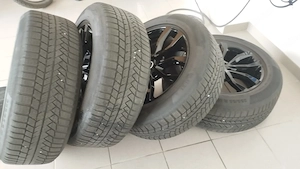 4 Stk.Winterreifen auf Alufelgen für Audi E-tron  Bild 2