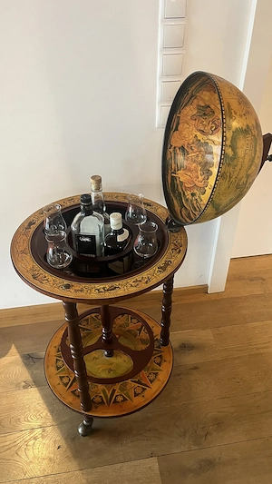 Edle Globus-Bar im Antik-Stil   Stilvoller Barwagen   Hausbar auf Rollen Bild 2