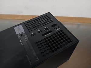 Xbox Series X 1TB Konsole - Top Zustand - bis zu 3 Controller Bild 4