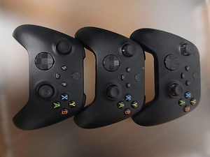 Xbox Series X 1TB Konsole - Top Zustand - bis zu 3 Controller Bild 2