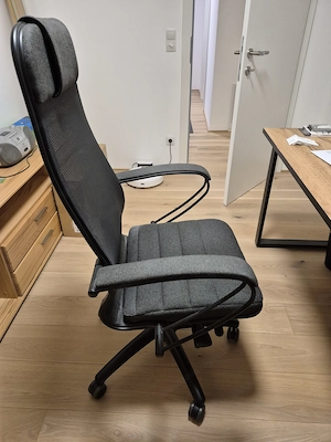Verstellbarer Bürostuhl Bild 2