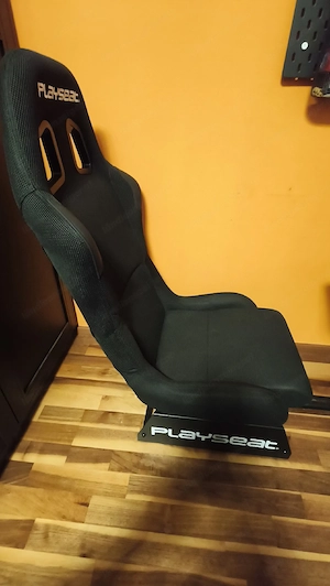 Gaming Playseat Stuhl Bild 3