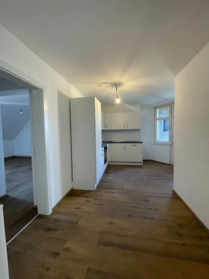 Vermiete komplett neu sanierte WG-ZImmer in Toplage von Bludenz  Bild 3