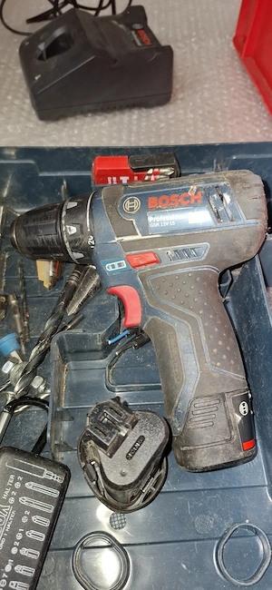 Bosch Akkubohrmaschine Bild 2