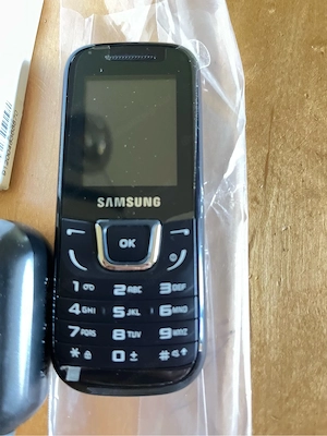Neues Samsung GT E1280  Bild 3