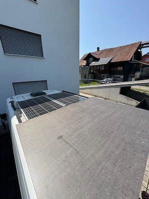 Wunderschön ausgebauter Fiat Ducato Camper mit Dachterasse Bild 10