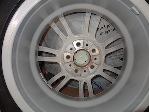 BMW M3 V8 Felgen Original Bild 3