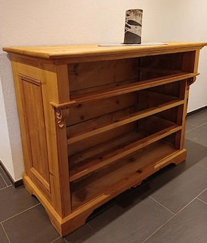 schöne Bauernkommode mit 4 Schubladen Bild 3