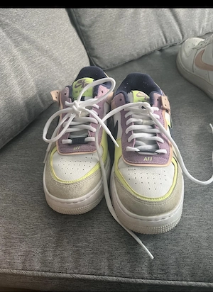 Schuhe für Jugendliche Bild 2