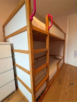Kura Stockbett umgebaut für 2 Kinder
