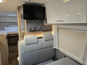 Wohnmobil Etrusco V68 SR Renault Bild 5