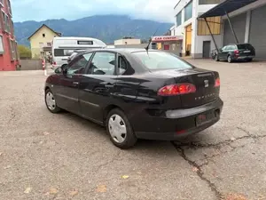 Verkaufe Seat Cordoba Bild 2