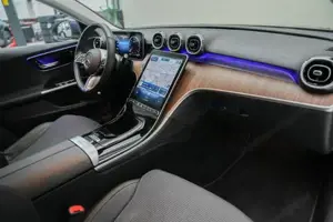 Mercedes-Benz C 200 Bild 8