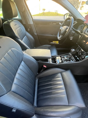 Skoda Superb Combi L&K 2.0 TDI Bild 5
