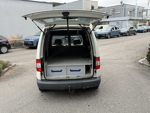 VW Caddy Kastenwagen Bild 7