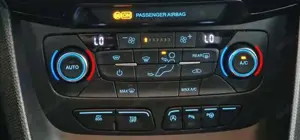 Ford Tourneo connect Bild 18
