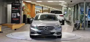 Mercedes-Benz E 200 Bild 2