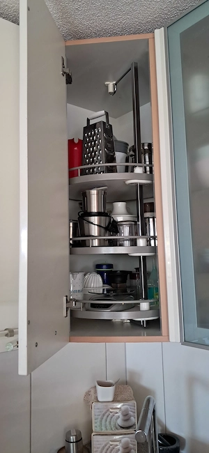 gut erhaltene Qualitäts-Küche Bild 9