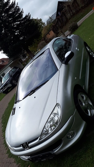 Peugeot 206CC Bj 2006 mit 61400 Km Lederausstattung Tüv 2027 Euro 2750 AUTOMATIC Bild 3