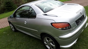 Peugeot 206CC Bj 2006 mit 61400 Km Lederausstattung Tüv 2027 Euro 2750 AUTOMATIC Bild 4