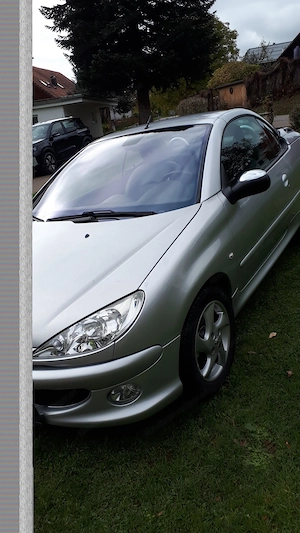 Peugeot 206CC Bj 2006 mit 61400 Km Lederausstattung Tüv 2027 Euro 2750 AUTOMATIC Bild 10