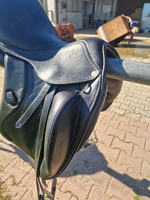 Wegen Reitsportaufgabe verkaufe ich einiges an Pferde- und Reitzubehör. Bild 2