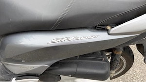 Honda SH 300i mit Defekt Bild 2