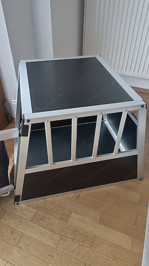 Hundetransportbox