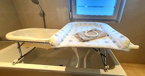 Bade-Wickelaufsatz für Badewanne Bild 2