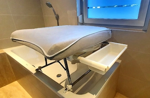 Bade-Wickelaufsatz für Badewanne Bild 3