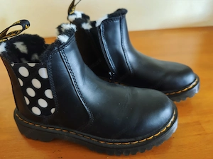Neue Dr. Martens Kinder Boots Grösse 31 Bild 3