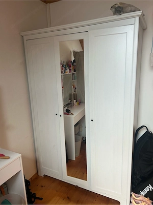 Kleiderschrank zu verkaufen Bild 3