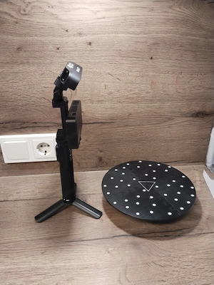 Mobiler 3D Scanner inkl. Drehteller und Kalibrierungsplatte  Bild 2
