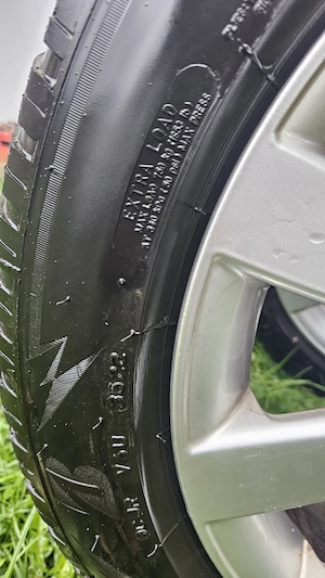 225 50 R17 Felgen mit Winterreifen Bild 2