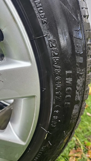 225 50 R17 Felgen mit Winterreifen Bild 3