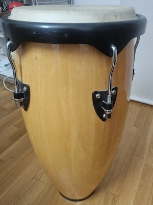 Percussion Conga